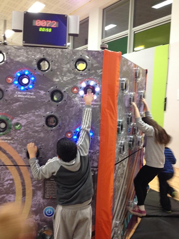 i kids interactive fun fitness 