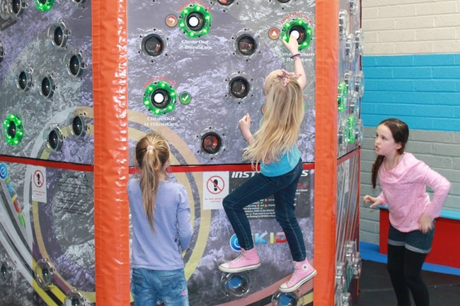 i kids interactive fun fitness 